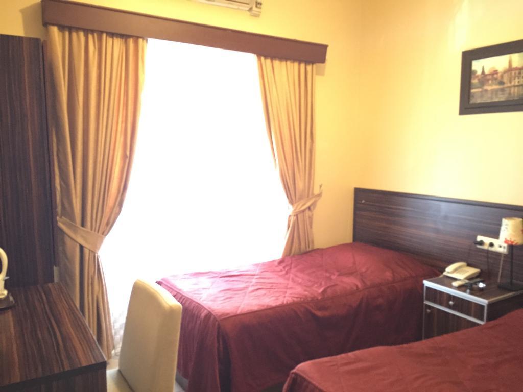 Hotel Mercan Адана Номер фото